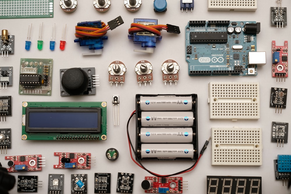 ELECTRONIC COMPONENTS AND DEVICES - Main Object Of ELECTRONIC COMPONENTS AND DEVICES
